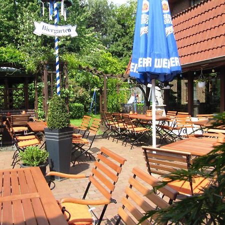 Akzent Hotel Cordes & Restaurant Am Rosengarten Sottorf ภายนอก รูปภาพ