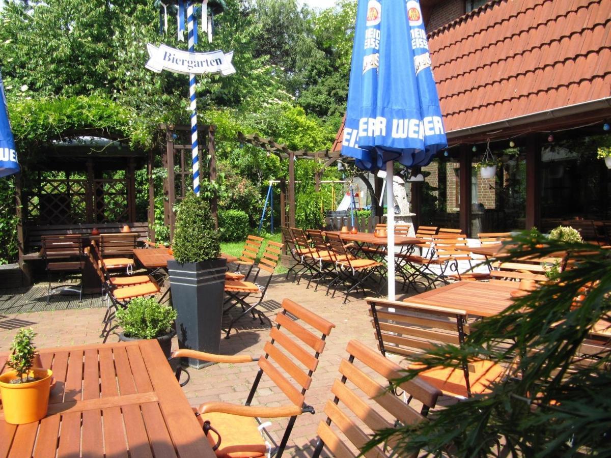 Akzent Hotel Cordes & Restaurant Am Rosengarten Sottorf ภายนอก รูปภาพ